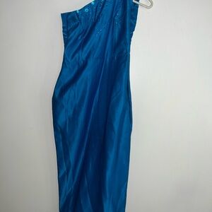 Elegant Blue One-Shoulder Dress
